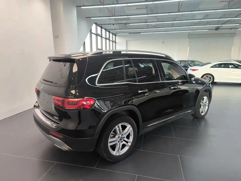 Mercedes-Benz GLB — миниатюра 5