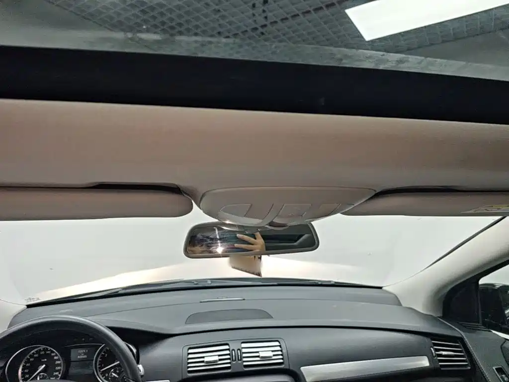 Mercedes-Benz R-Class — миниатюра 18