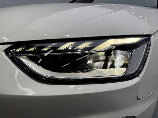Audi A4L — миниатюра 13