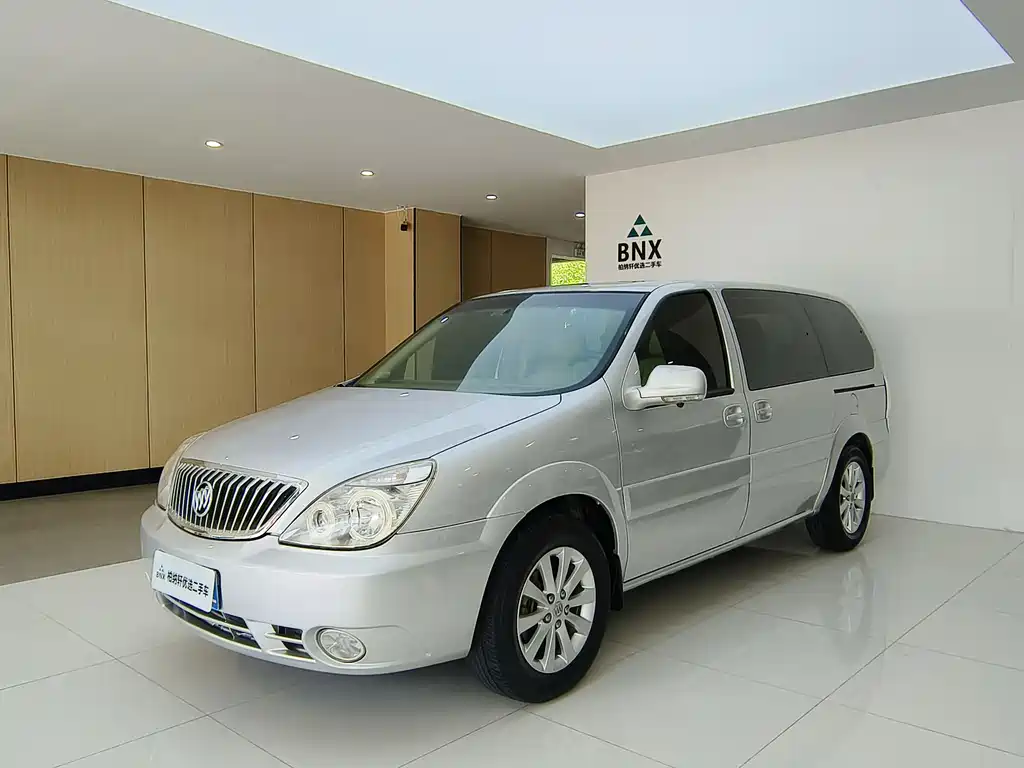 Buick GL8 2012