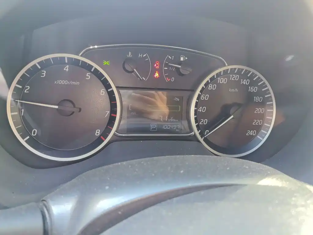 Nissan Sylphy — миниатюра 7