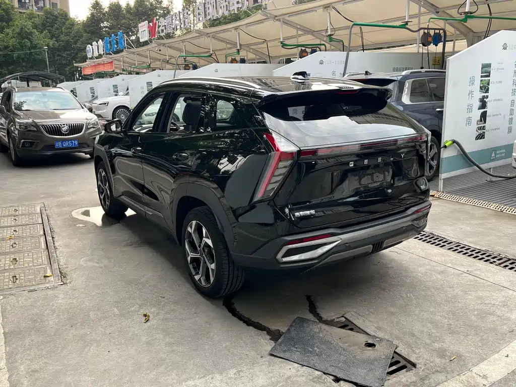 Geely Boyue L — миниатюра 6