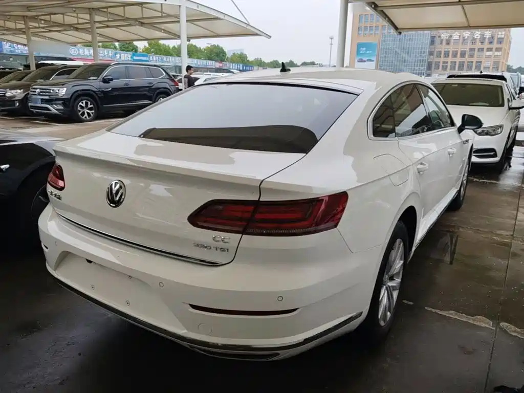 Volkswagen CC — миниатюра 7