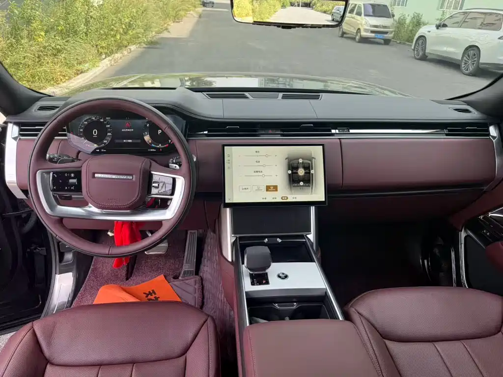 Land Rover Range Rover — миниатюра 5