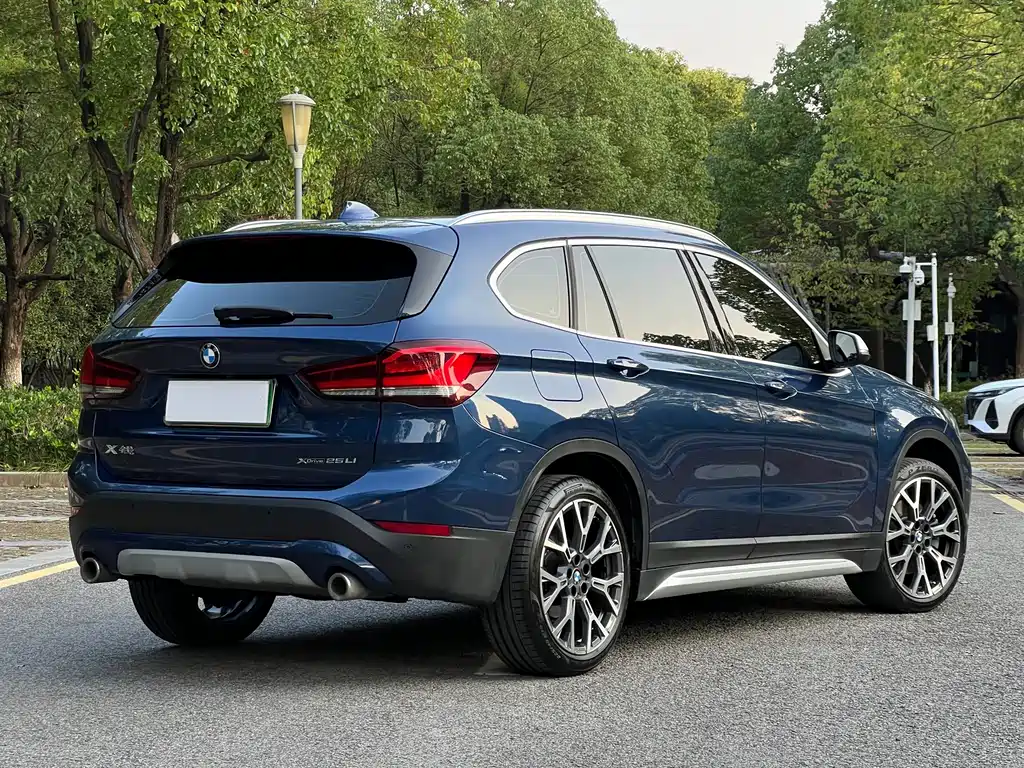 BMW X1 — миниатюра 5