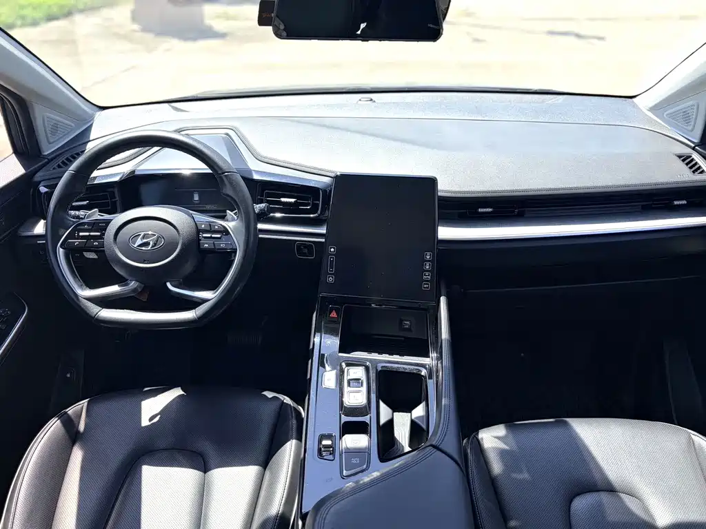 Hyundai Custo — миниатюра 11