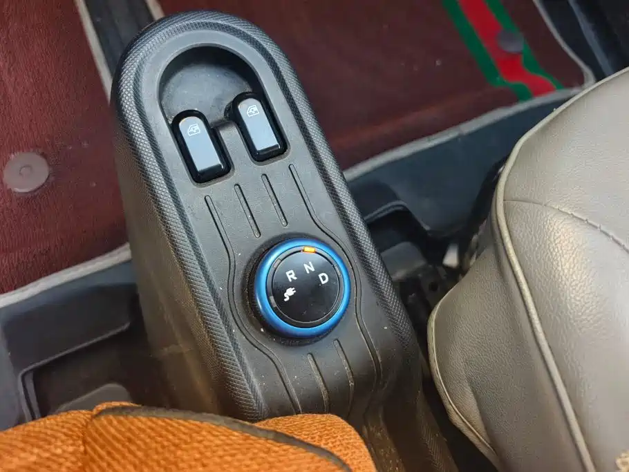 Wuling MINIEV — миниатюра 16