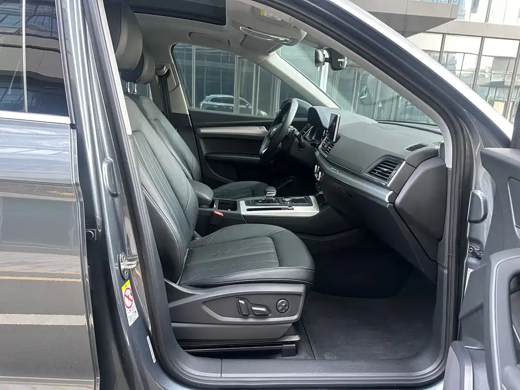 Audi Q5L — миниатюра 11