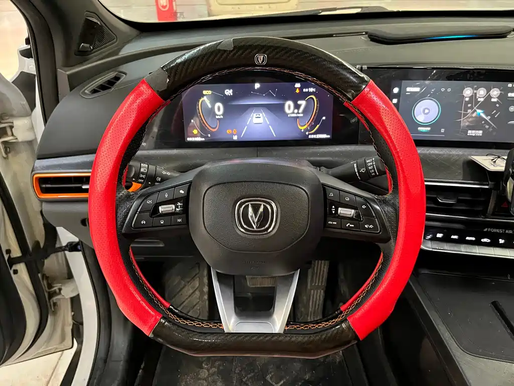 Changan UNI-T — миниатюра 4
