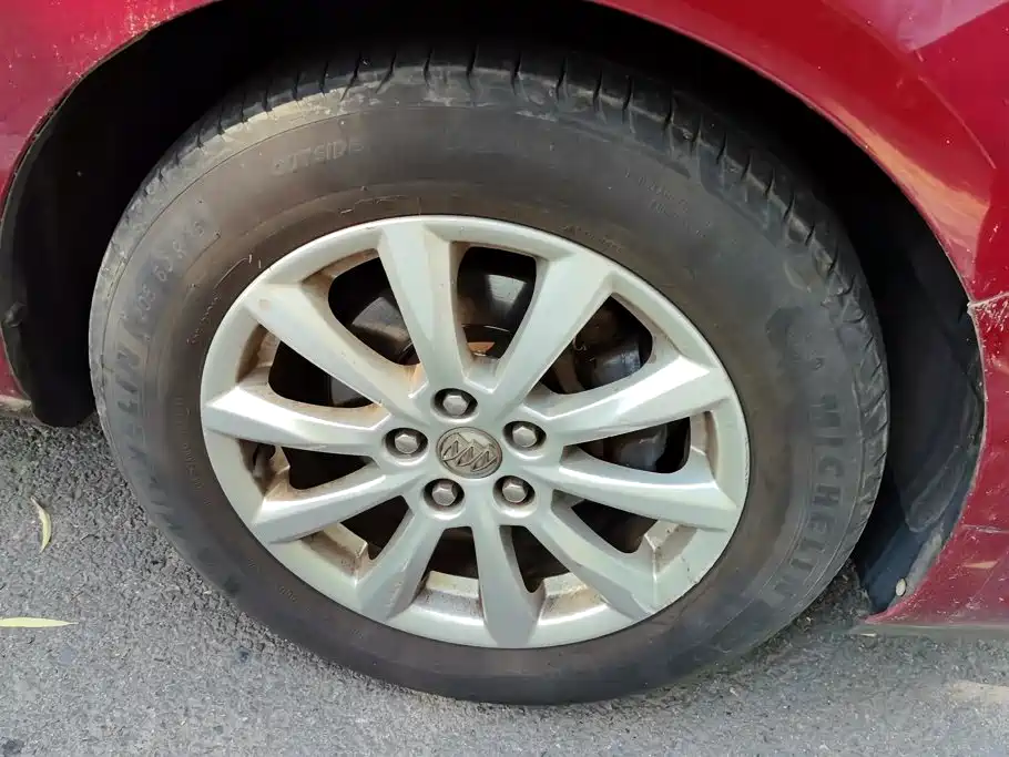 Buick Excelle — миниатюра 6