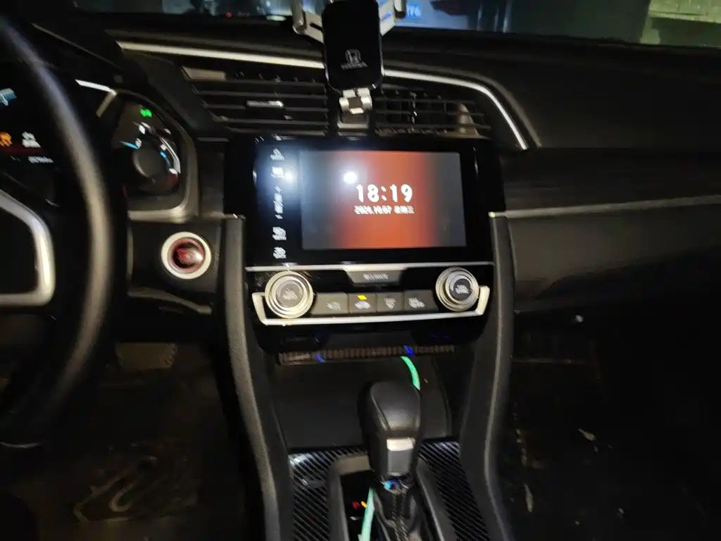 Honda Civic — миниатюра 15