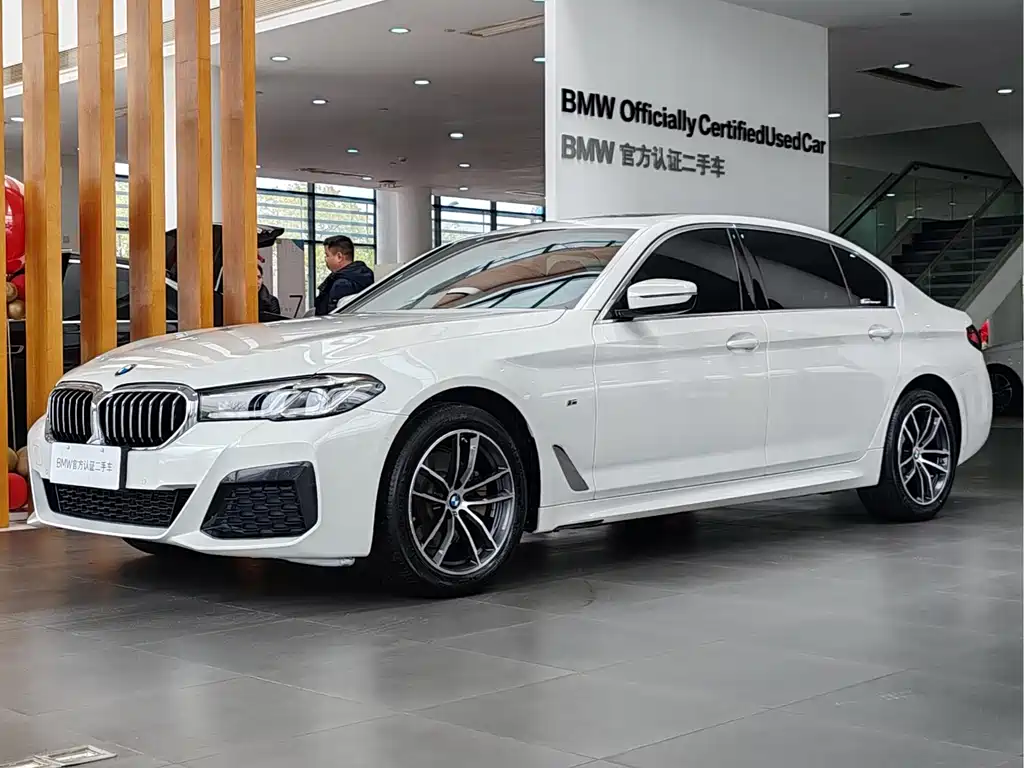 BMW 5 Series 2023