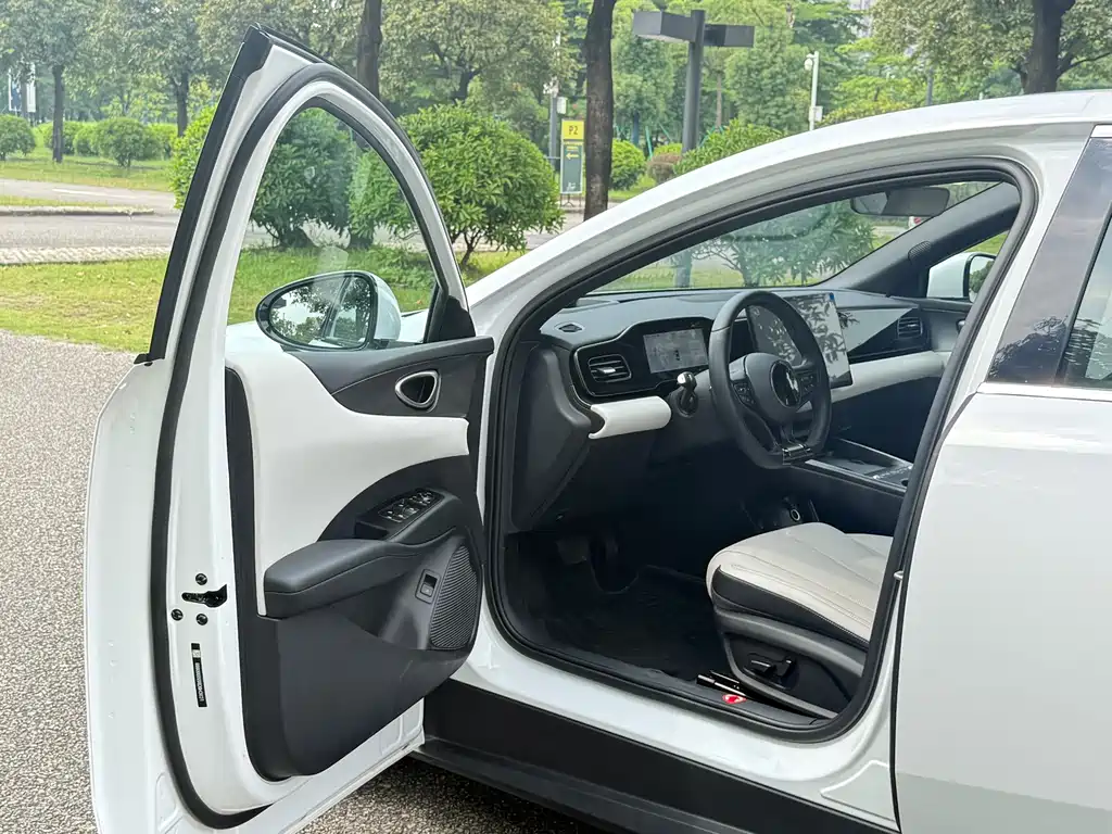 BYD Seal 06 — миниатюра 5