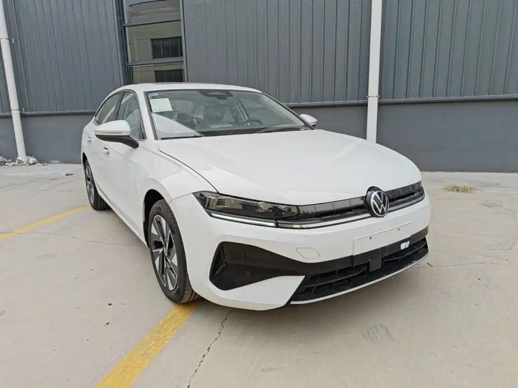 Volkswagen Sagitar — миниатюра 4