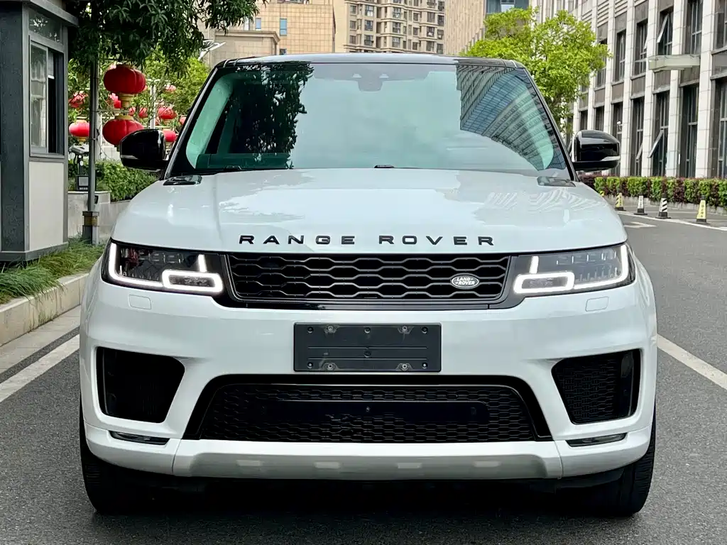 Land Rover Range Rover Sport 2021 3.0 L6 HST