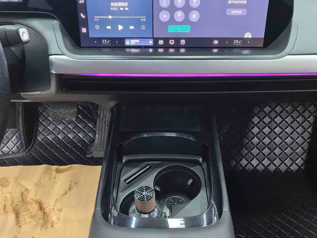 XPeng P7 — миниатюра 8
