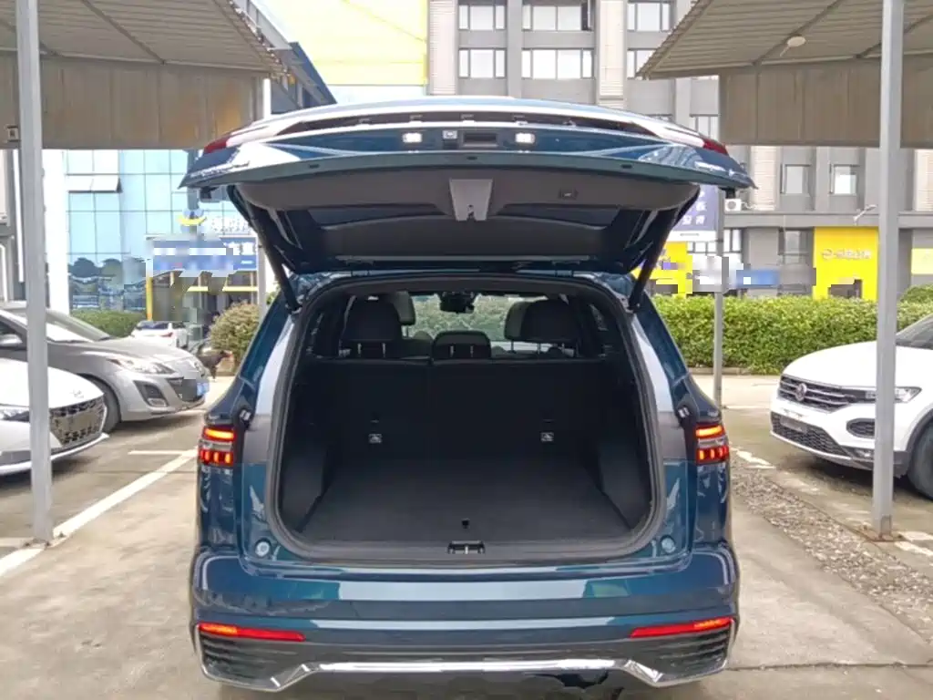 Geely Xingyue L — миниатюра 19