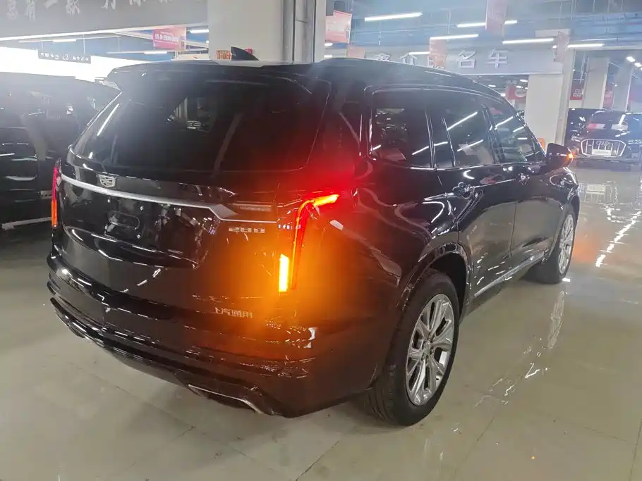 Cadillac XT6 — миниатюра 3