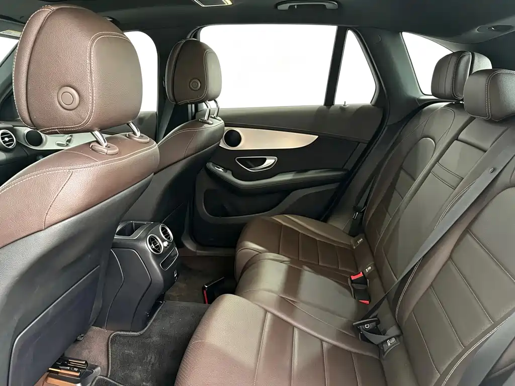 Mercedes-Benz GLC — миниатюра 7