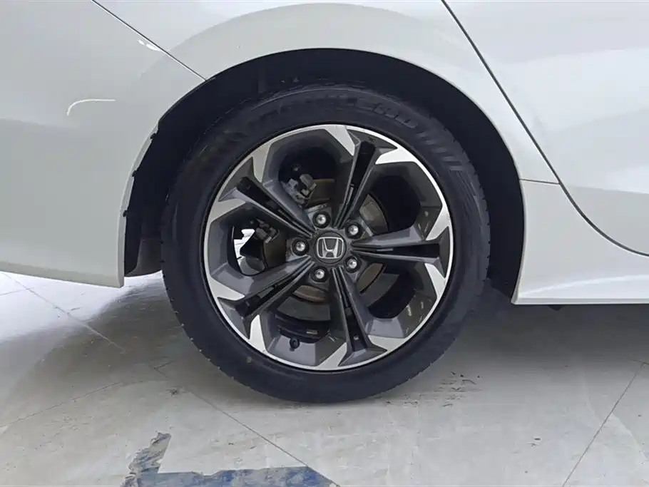Honda Civic 2022 240TURBO CVT