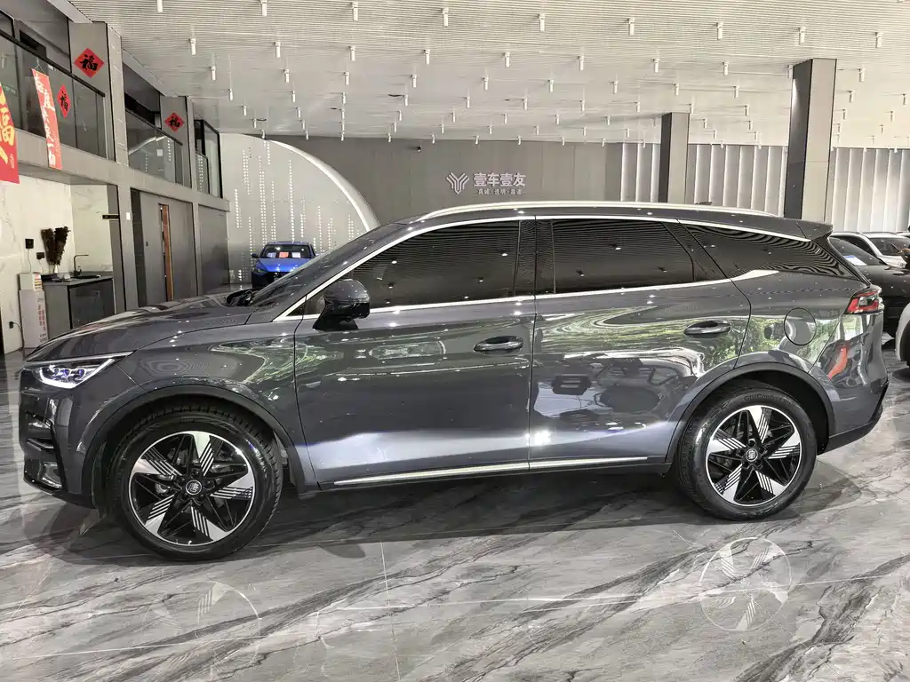 BYD Tang New Energy — миниатюра 4
