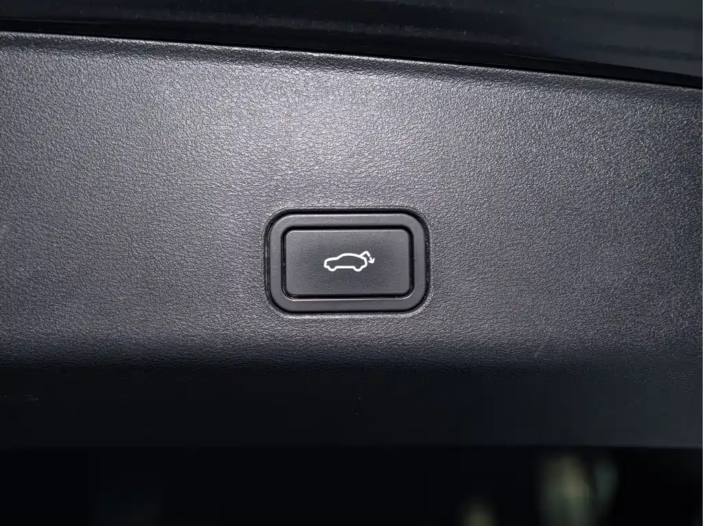 Geely Xingyue L — миниатюра 15