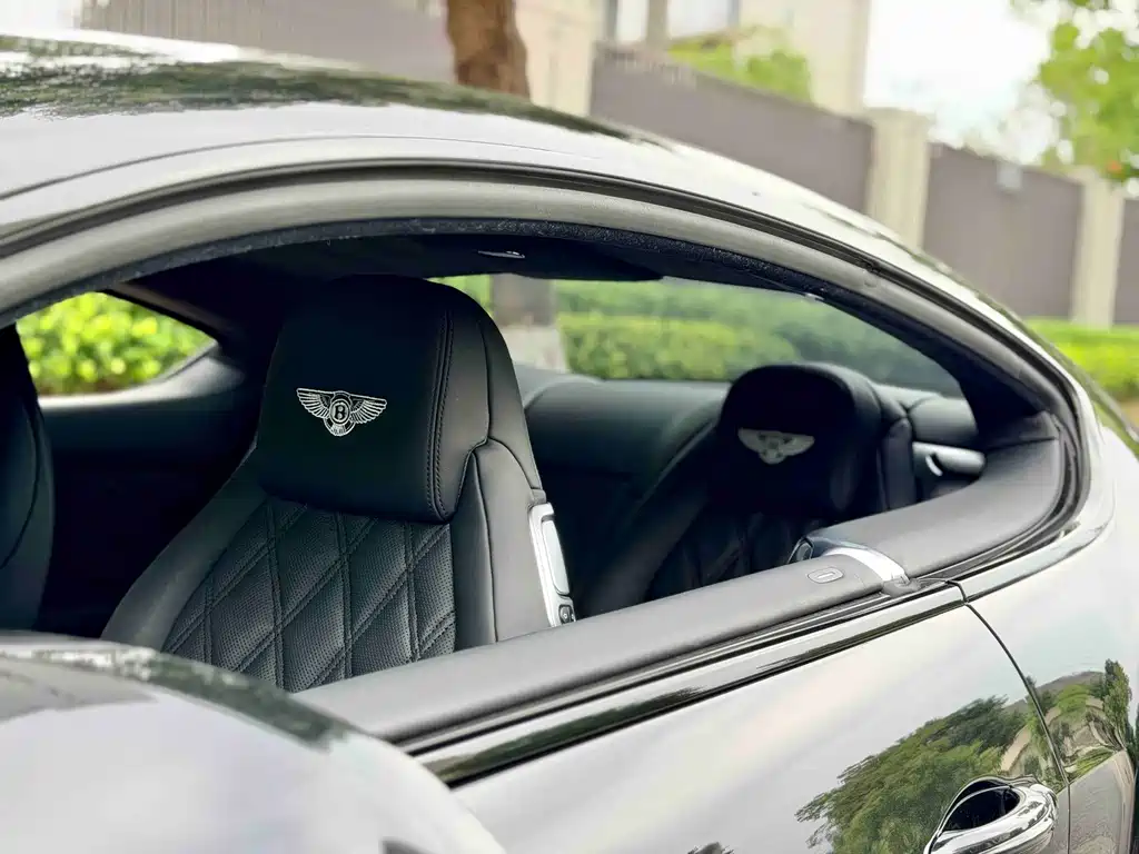 Bentley Continental — миниатюра 8