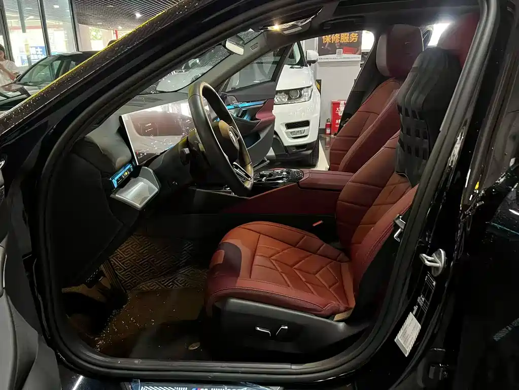 BMW 5 Series 5 2025 530Li Lead M Sport