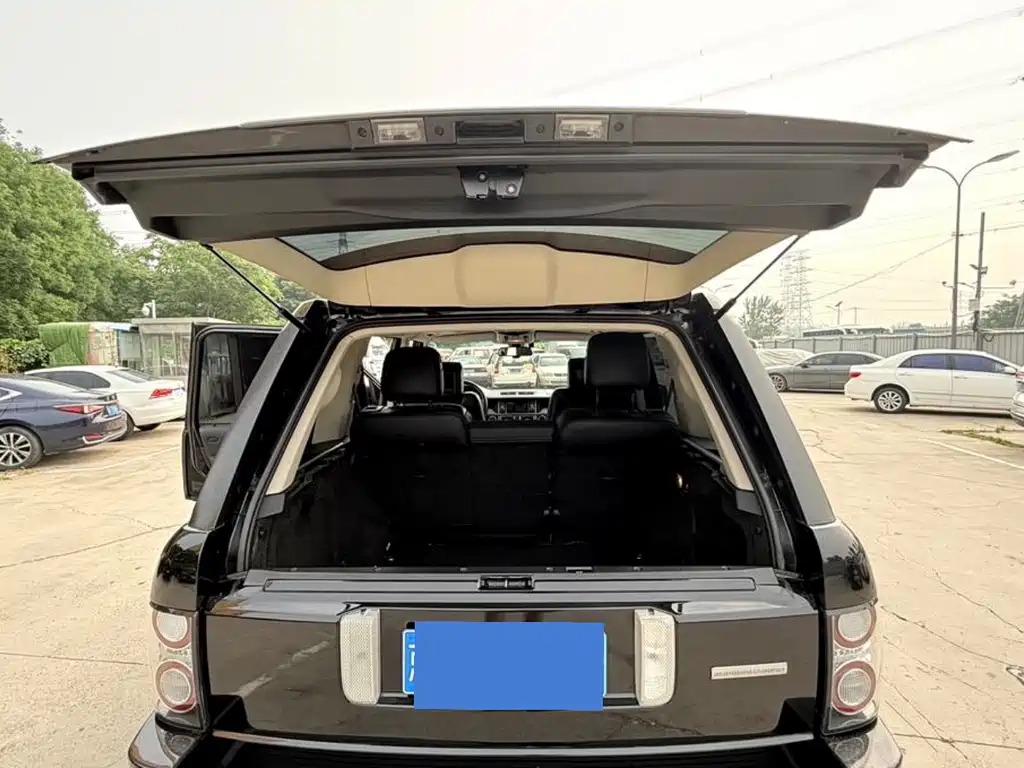 Land Rover Range Rover — миниатюра 26
