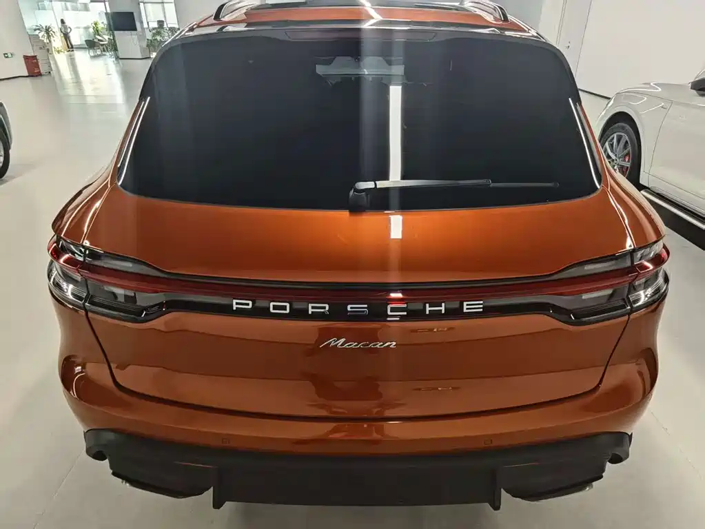 Porsche Macan — миниатюра 4