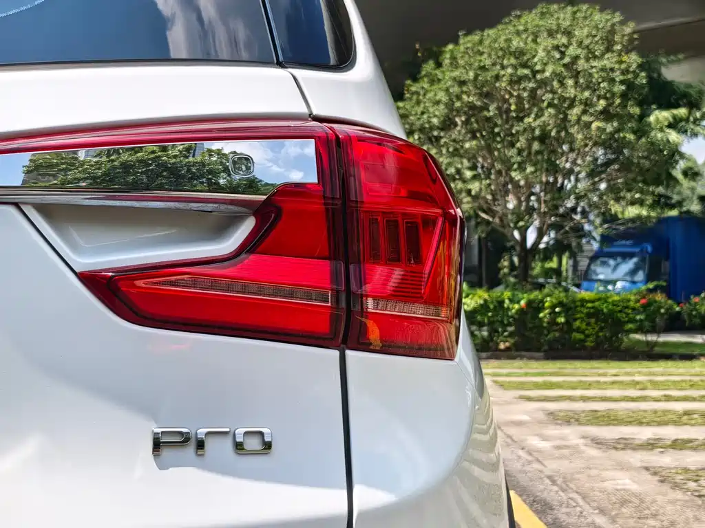 BYD Yuan Pro — миниатюра 8