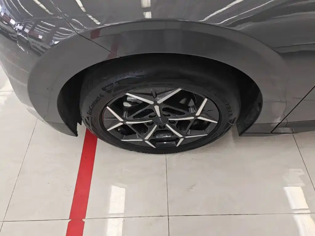 Lynk & Co Z20 — миниатюра 23