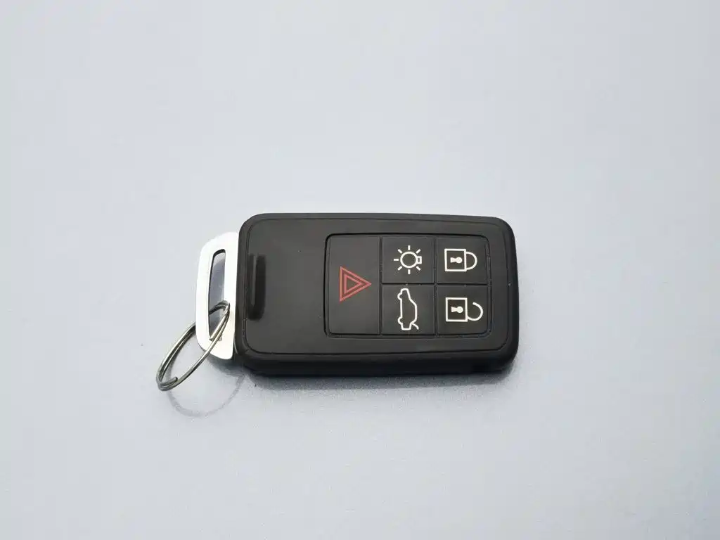 Volvo V40 — миниатюра 19