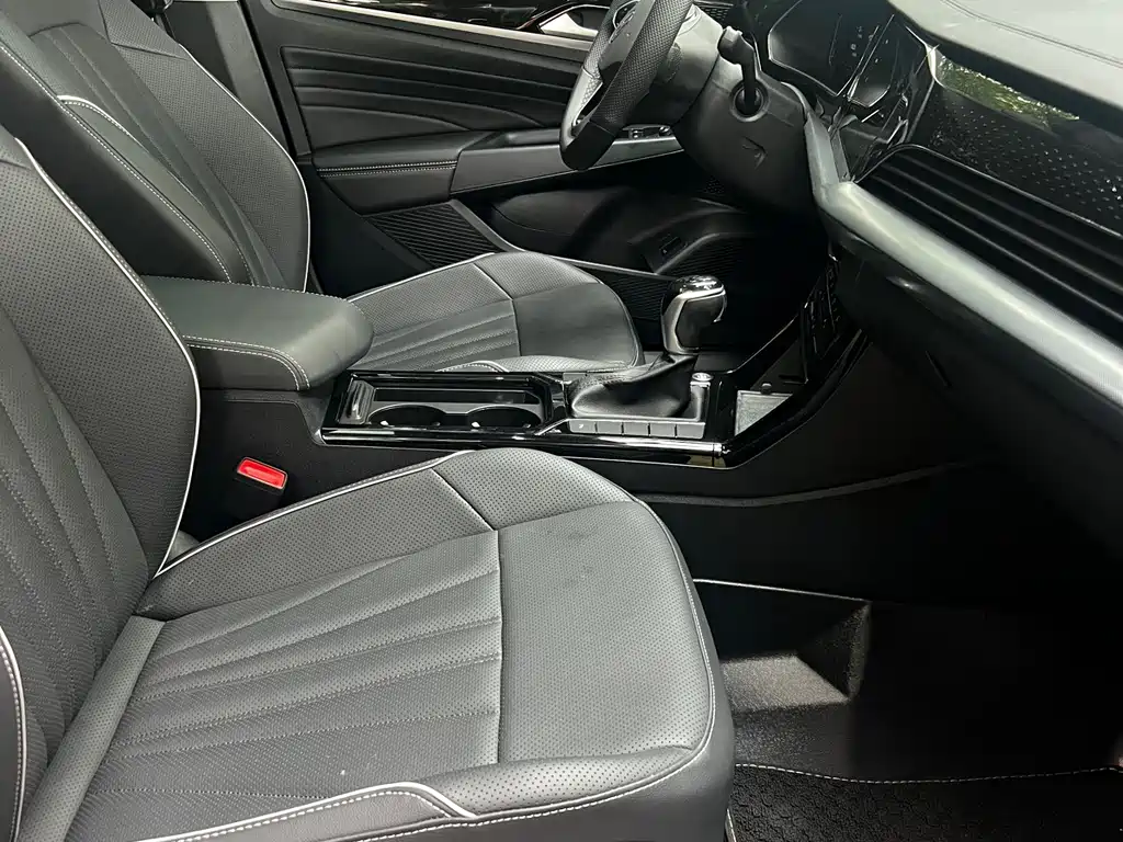 Volkswagen Passat — миниатюра 7