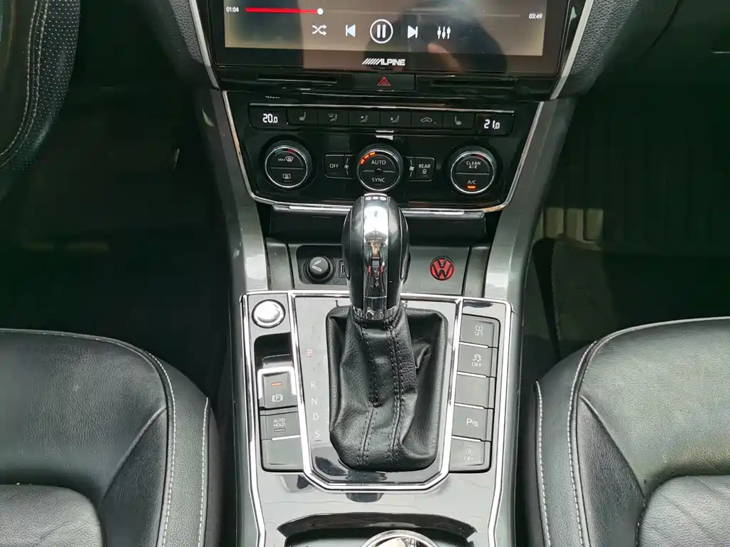Volkswagen Passat — миниатюра 10