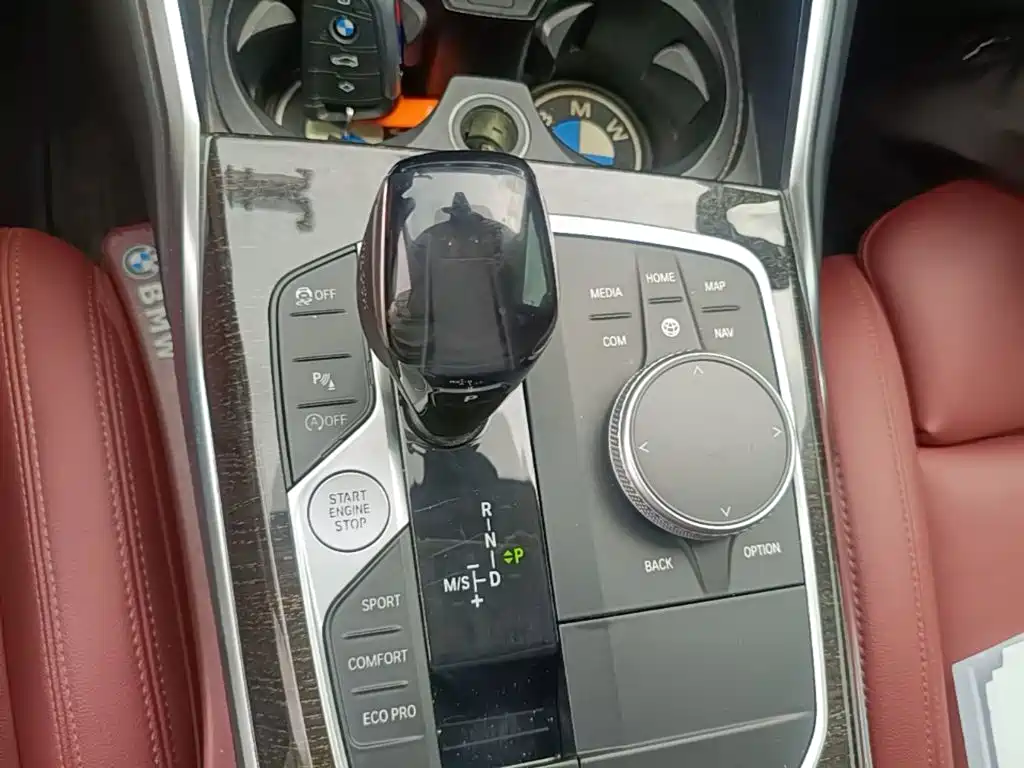 BMW 3 Series — миниатюра 14