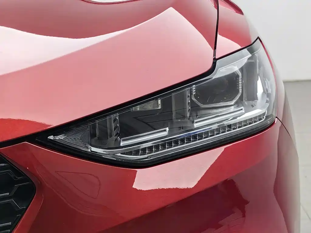 Wey Wey VV6 — миниатюра 7