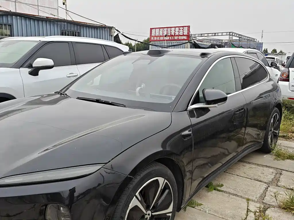 NIO ET5T — миниатюра 2