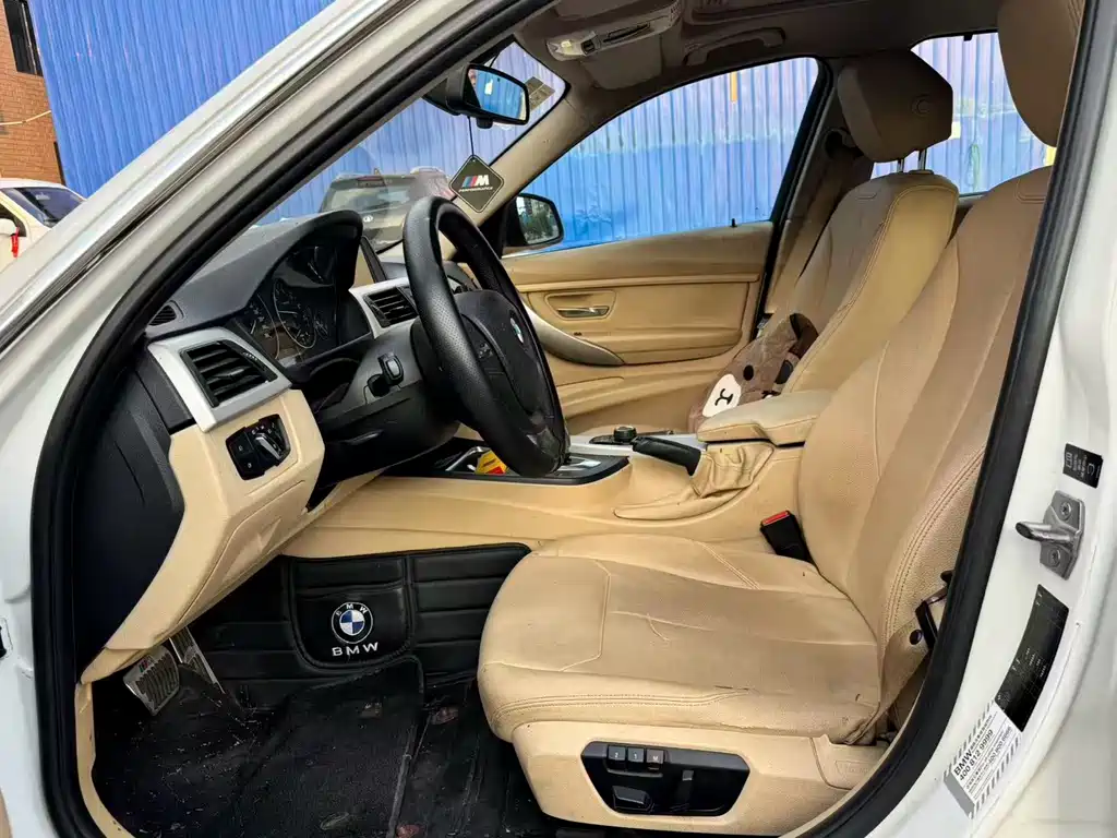BMW 3 Series — миниатюра 7