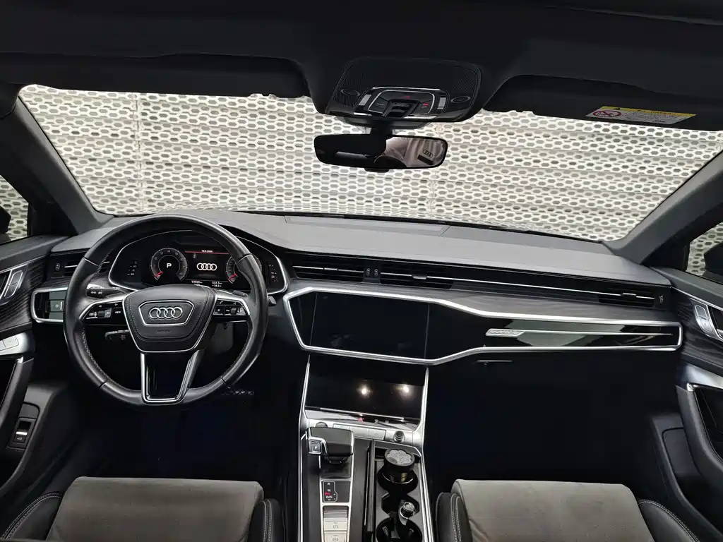 Audi A6L — миниатюра 7