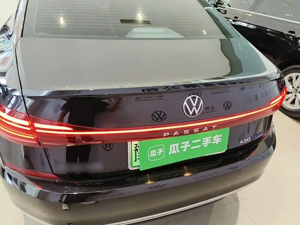 Volkswagen Passat PHEV — миниатюра 6