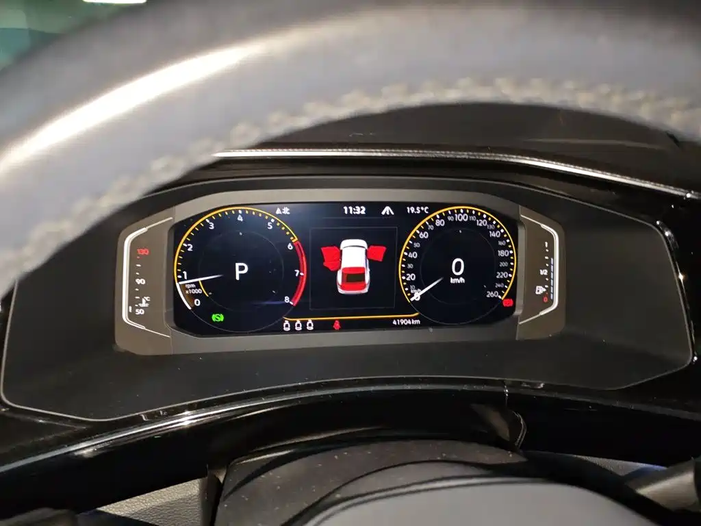 Volkswagen X — миниатюра 7