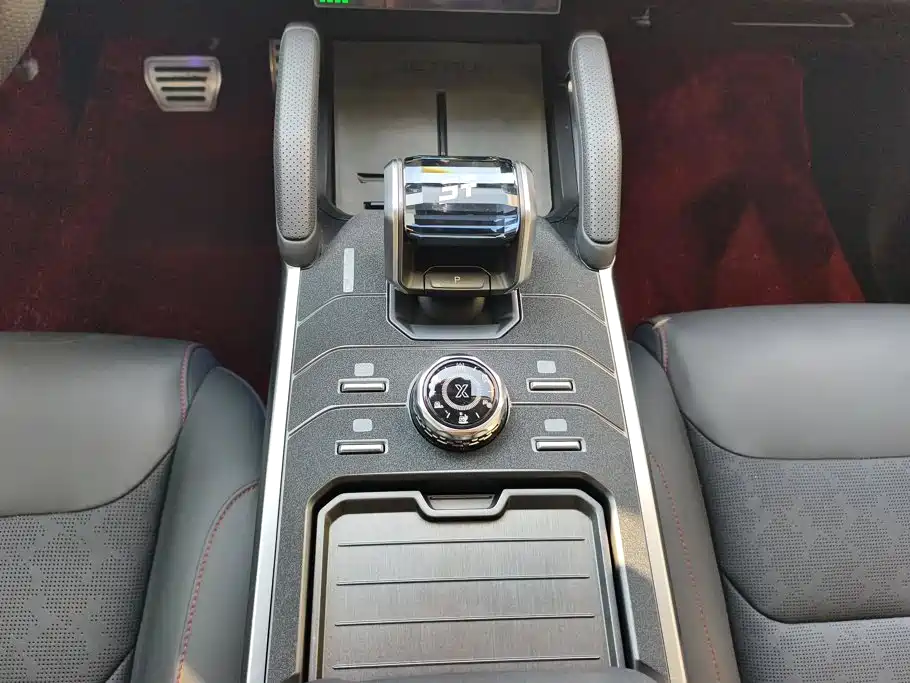 Jetour Traveller — миниатюра 16