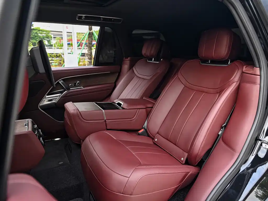 Land Rover Range Rover — миниатюра 8