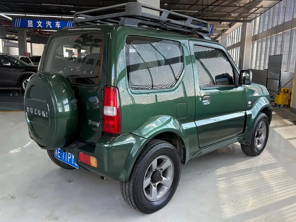 Suzuki Jimny — миниатюра 15