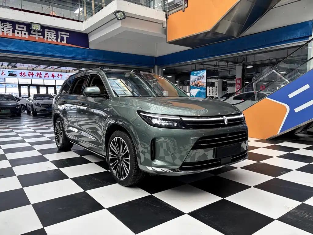 AITO ASK THE WORLD M7