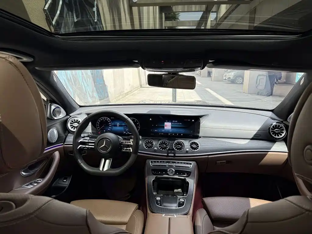 Mercedes-Benz E-Class E 2023 E 260 L Sport