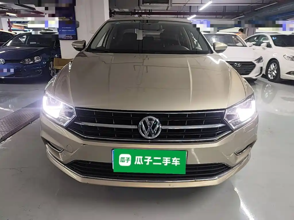 Volkswagen Bora — миниатюра 3