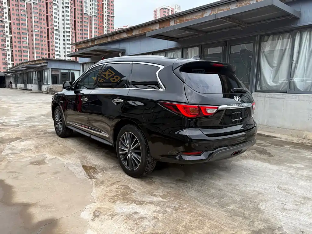 INFINITI QX60