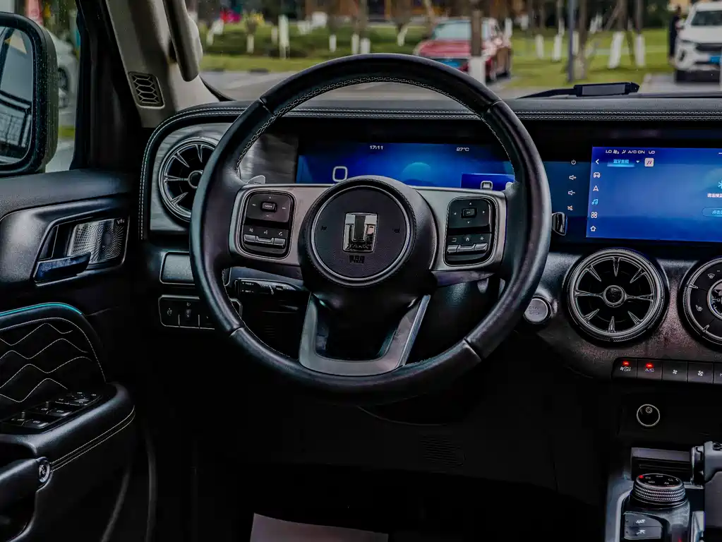 Tank Tank 300 — миниатюра 17
